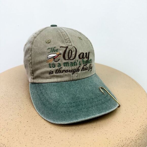 The Way to a Man’s Heart is Through His Fly Fly Fishing Humor Mens Vintage Distr - Picture 13 of 13